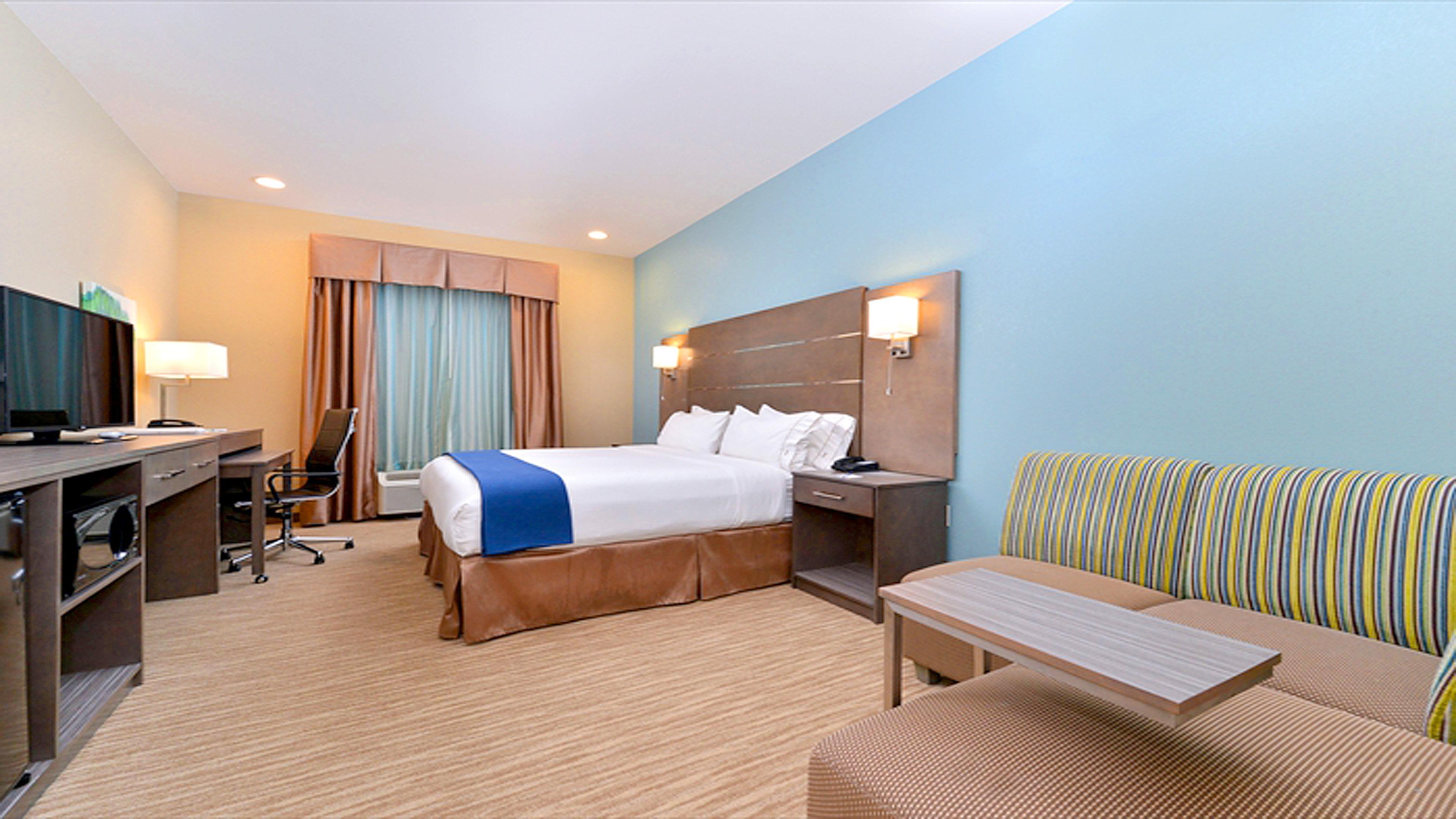 Holiday Inn Express And Suites Schulenburg By Ihg Exterior photo