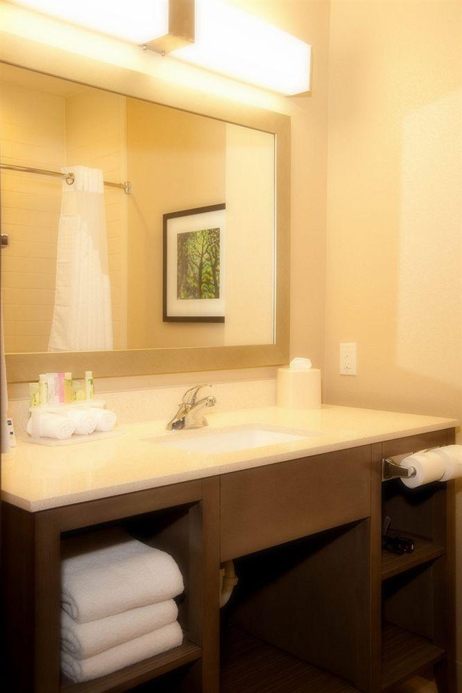 Holiday Inn Express And Suites Schulenburg By Ihg Exterior photo